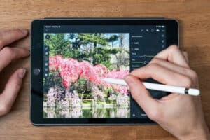 Essential Features of the Ideal Tablet for Editing Photos